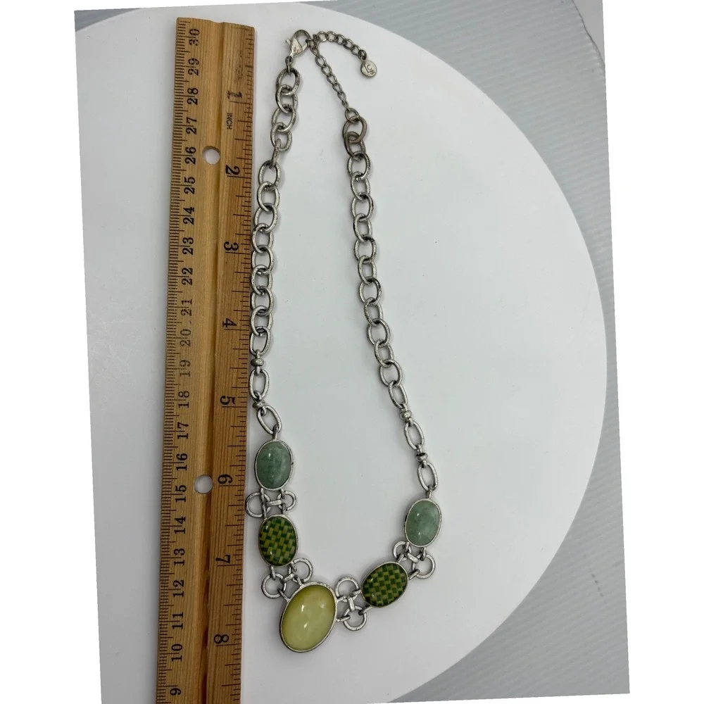 Liz Claiborne Silver‎ Tone Statement Necklace Green Stone Oval Pendant Bib Style